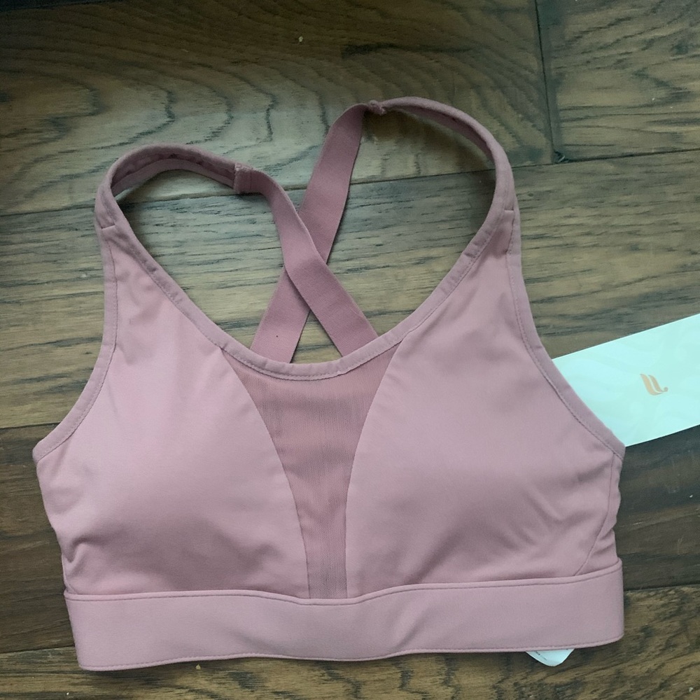 Fabletics sports bra